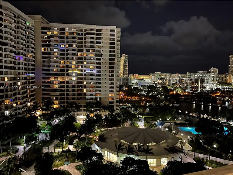600 Three Islands Blvd #1113 — Photo 5