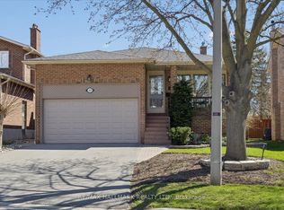 40 Ashland Cres, Markham, ON L3P3Z8