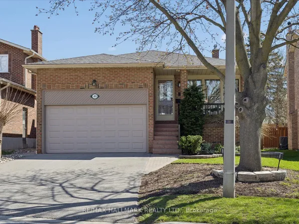 40 Ashland Cres, Markham, ON L3P 3Z8