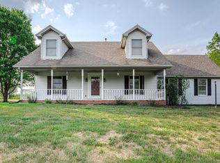 227 Oregon Rd, Salvisa, KY 40372