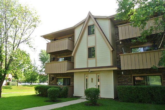 1st image of 12 Echo Ct APT 13