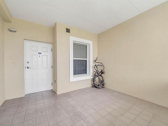 4th image of 225 Seminole Blvd #201