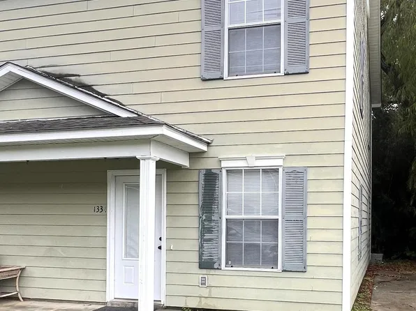 1334 Foxwood Pl, Gulfport, MS 39507
