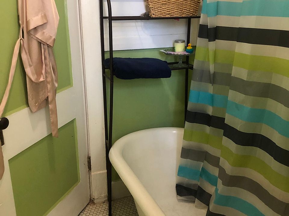 2nd image of 308 Rice St