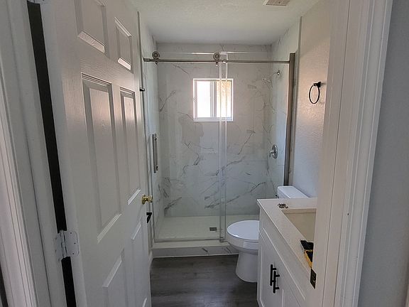 5th image of 789 Lucaya Dr