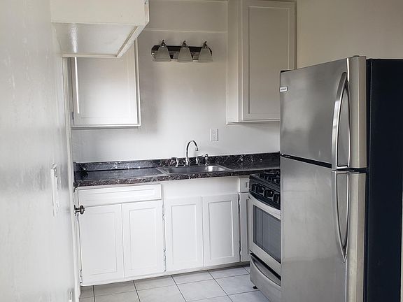 3rd image of 5162 Muir Ave