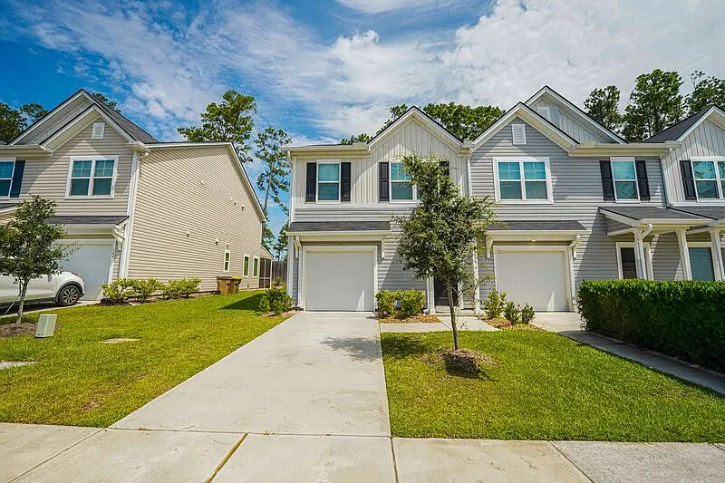 166 Benelli Dr — Photo 2