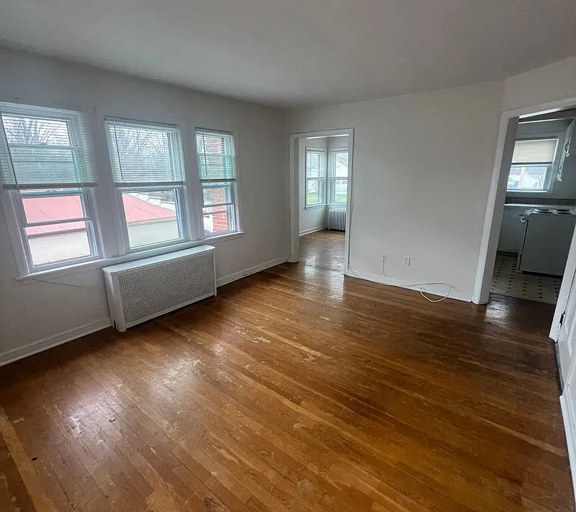 2331-2333 Niskayuna Dr
