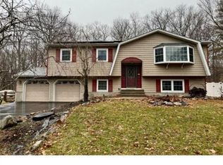 30 Fredrick Dr, Monroe, NY 10950