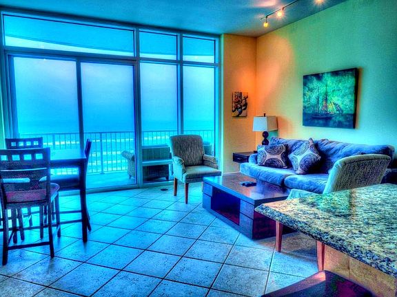 4th image of 310A Padre Blvd