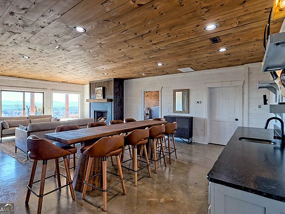 29th image of this home