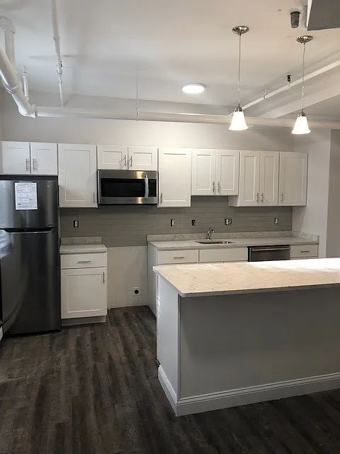 89 Park Dr #1