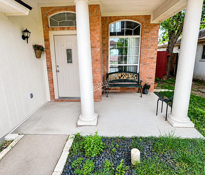 1514 Grey Fox Trl — Photo 2