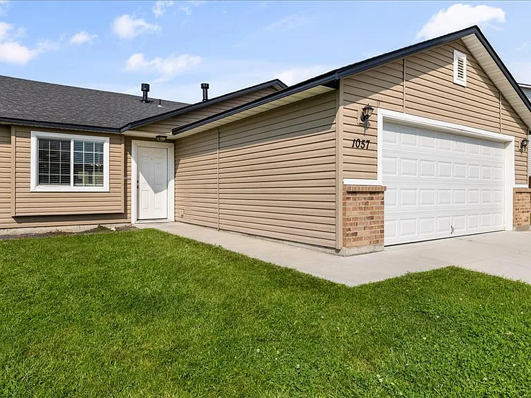 1057 S Benewah Lake Ave — Photo 3