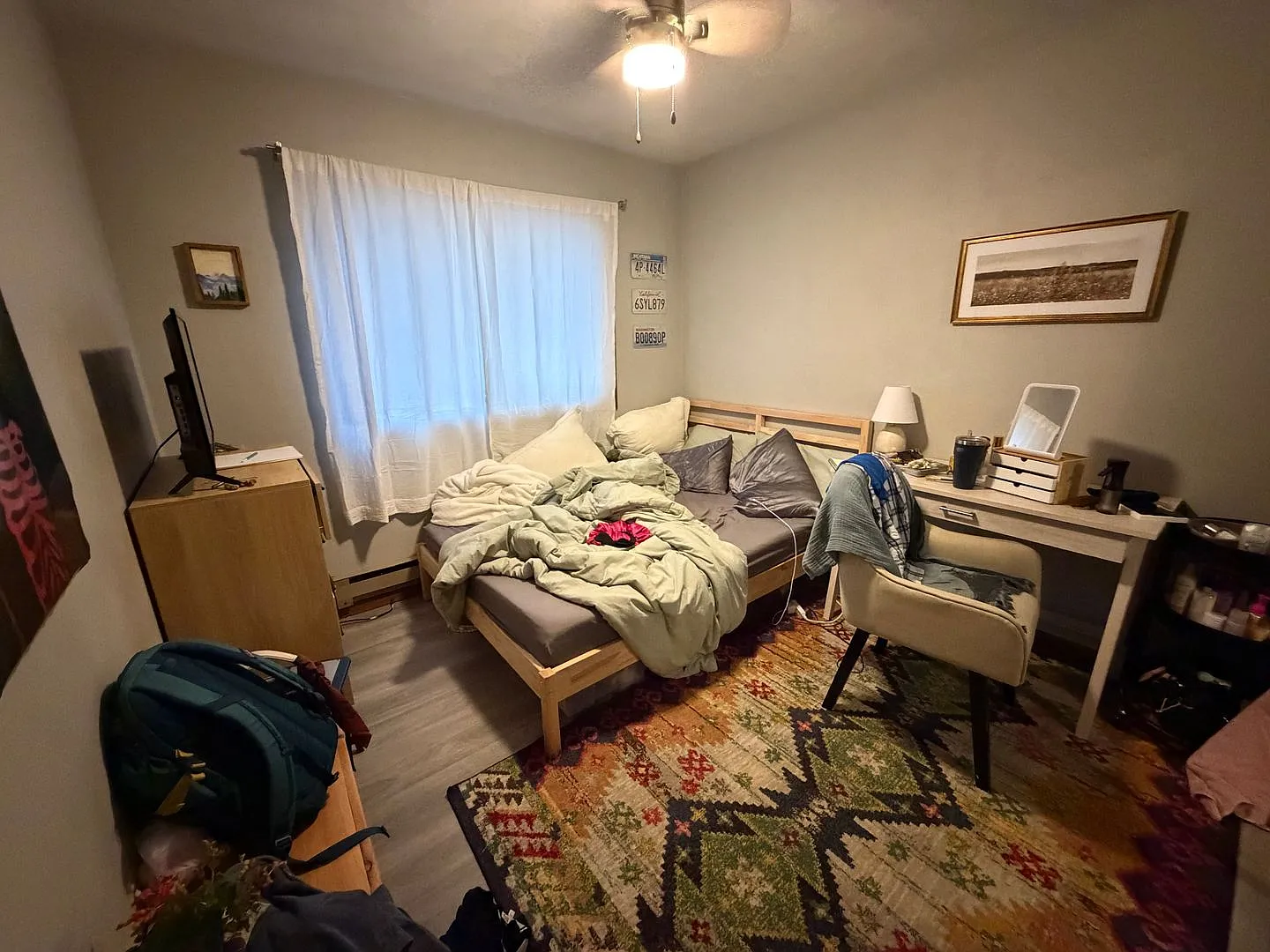 Roomy 3-Bedroom Apartment Close to UW-La Crosse — Photo 3
