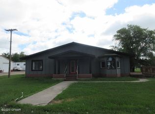 404 Grant St, Edmore, ND 58330