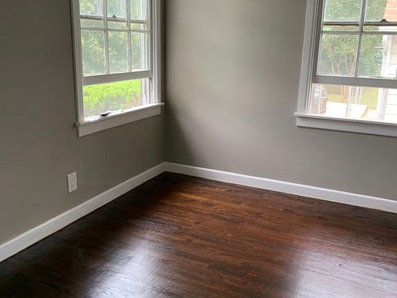 4th image of 1518 S 33rd St