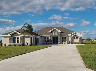 5111 Lake Toscana Dr, Wimauma, FL 33598