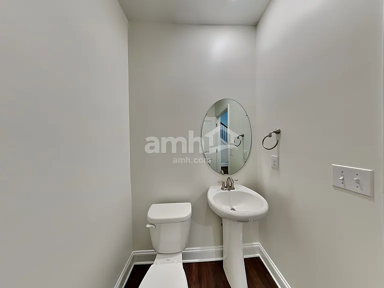 7309 Garrett Ct — Photo 10