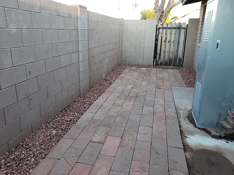 18041 N 40th Pl — Photo 34