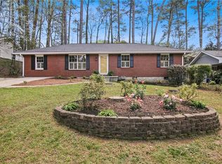 2915 Harcourt Dr, Decatur, GA 30033