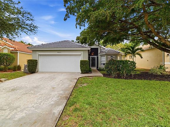2nd image of 9801 Las Casas DR