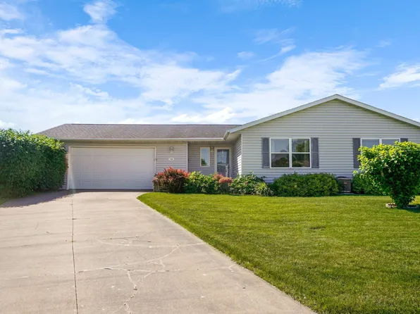 708 Circle Dr, Wabasha, MN 55981