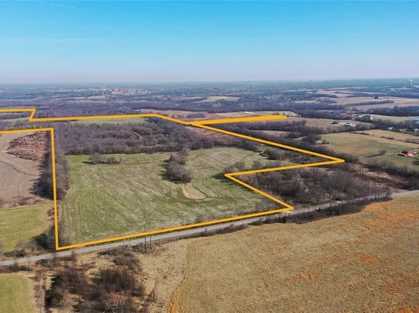 11400 E 139th St, Lees Summit, MO 64082