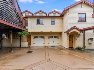4378 Howe St, Oakland, CA 94611