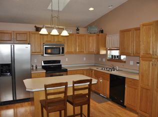 3467 Eagle Run Ln, West Fargo, ND 58078