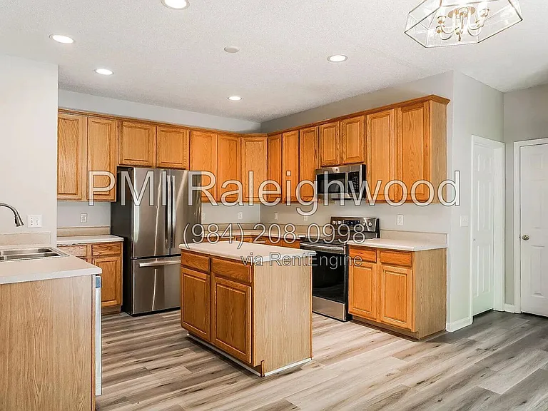 4443 Karlbrook Ln — Photo 8