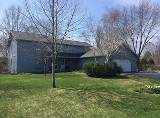 427 Heritage Ct, Racine, WI 53402