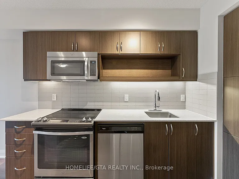 18 Graydon Hall Dr #904 — Photo 6