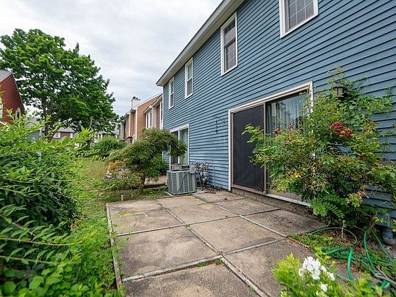 5th image of 21 Capstan Way #37