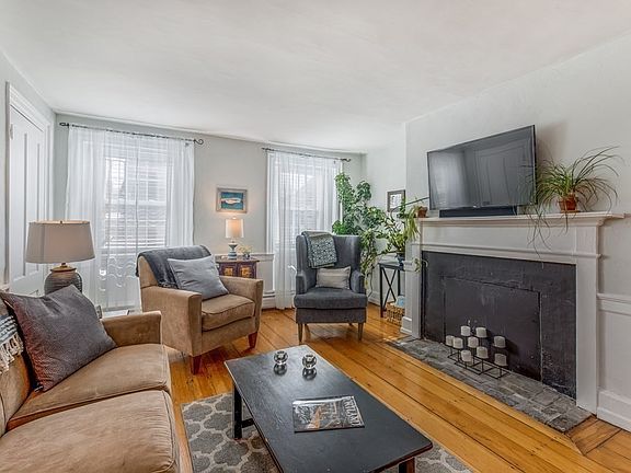 3rd image of 43-45 Middle St #2