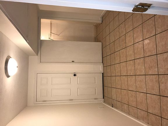 2nd image of 218 W Vine St