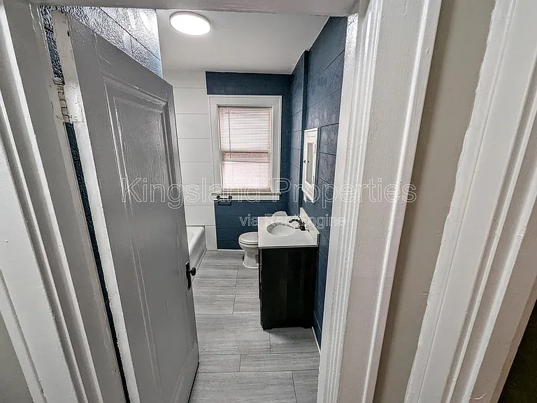 5015 Mardel Ave — Photo 6