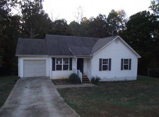 6729 Spring Head Dr, Flowery Branch, GA 30542