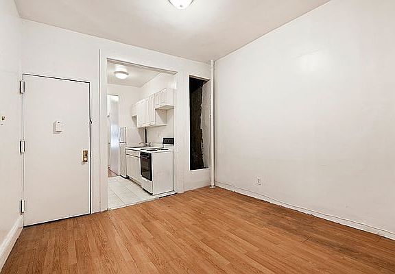 2nd image of 635 9th Ave APT 4