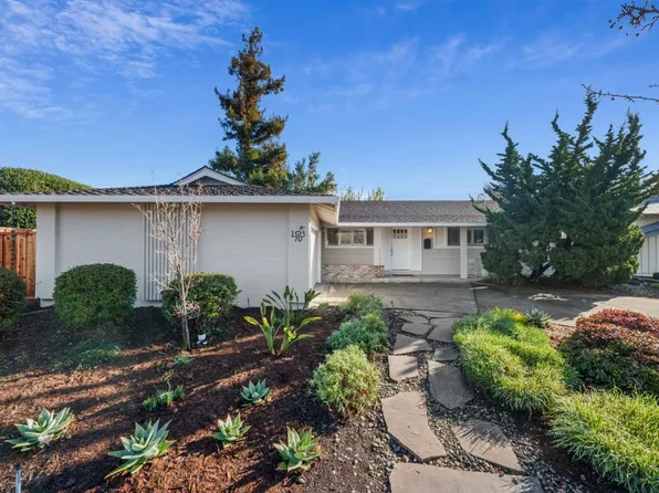 10370 Lindsay Ave, Cupertino, CA 95014