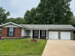 11619 Galba Dr, Florissant, MO 63033