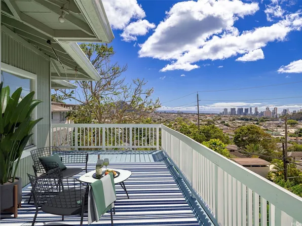 1967 10th Ave, Honolulu, HI 96816