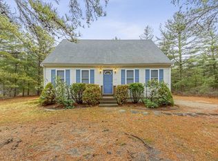 273 Charge Pond Rd, Wareham, MA 02571