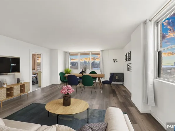 6040 Boulevard East #M-f/g, West New York, NJ 07093