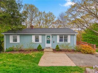 6 Linda Ct, Coventry, RI 02816