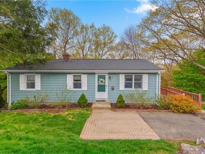 6 Linda Ct, Coventry, RI, 02816