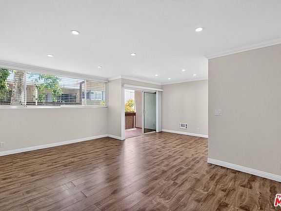 2nd image of 5900 Canterbury Dr APT B217