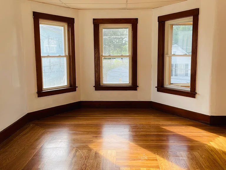 51 Elm St #2 — Photo 3