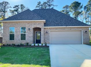 319 Hummingbird Ln, Princeton, LA 71067