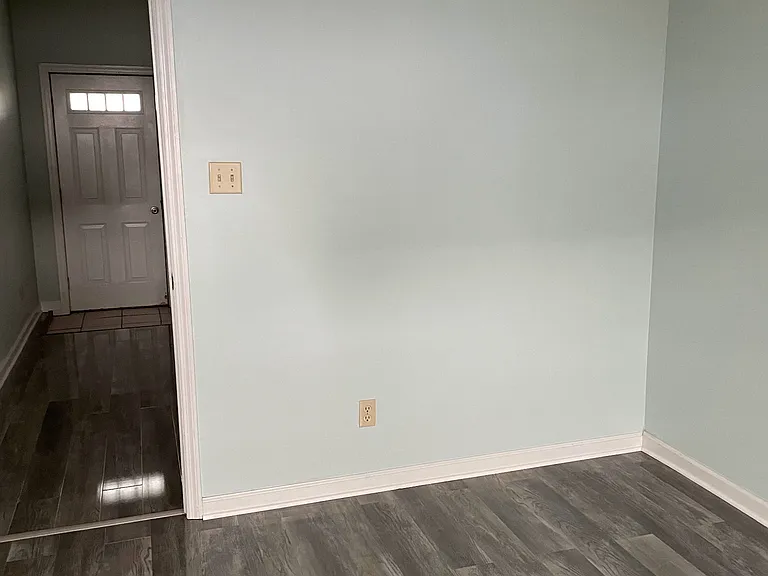 323 N Topsail Dr — Photo 10